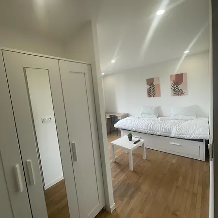 Olivia Bed & Breakfast 3*